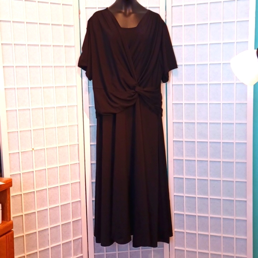 NEW! 22W Vicki Wayne BLACK  Dress 5687